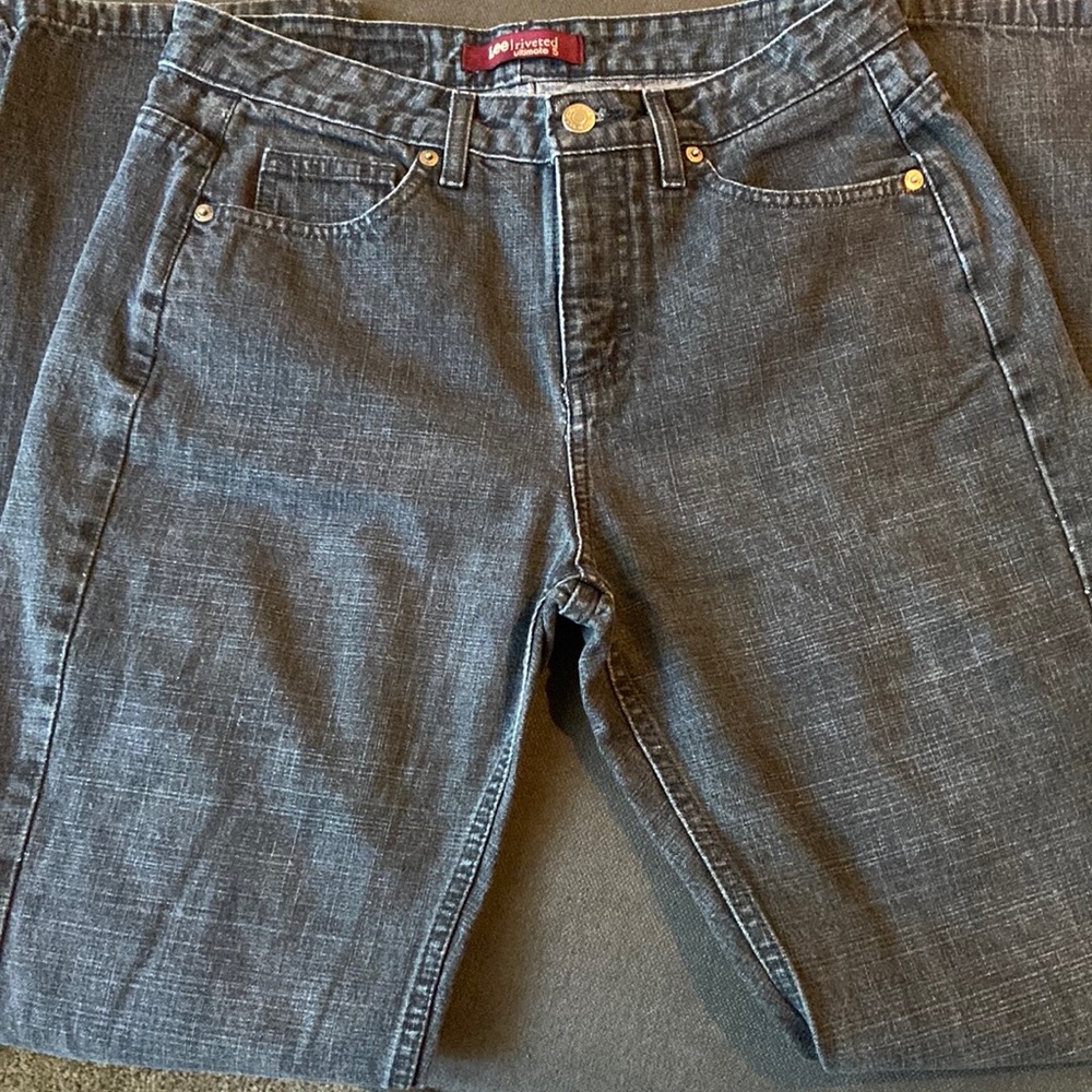 Women’s, 8 M, Lee riveted straight leg black jeans.